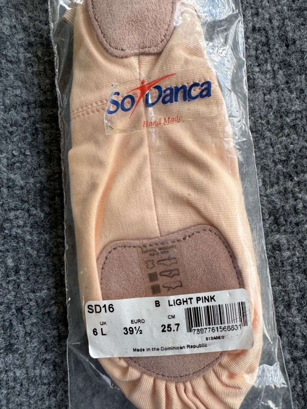 So Danca Light Pink Split-Sole Dance Ballet Slippers Ladies 6 NEW